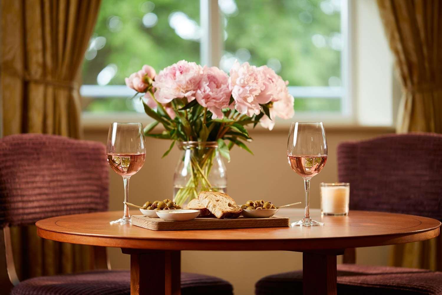 Macdonald Cardrona Hotel, Golf & Spa Peebles Exterior foto